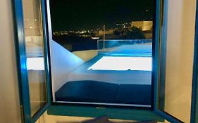 Oldtown Suites Fira