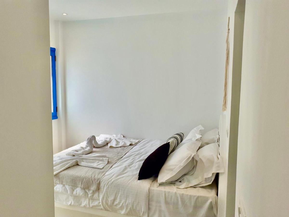 Oldtown Suites Fira Εξωτερικό φωτογραφία