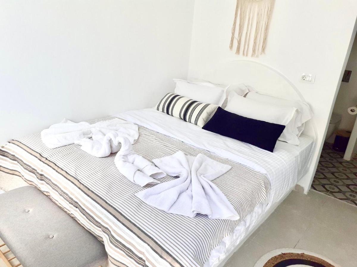 Oldtown Suites Fira Εξωτερικό φωτογραφία