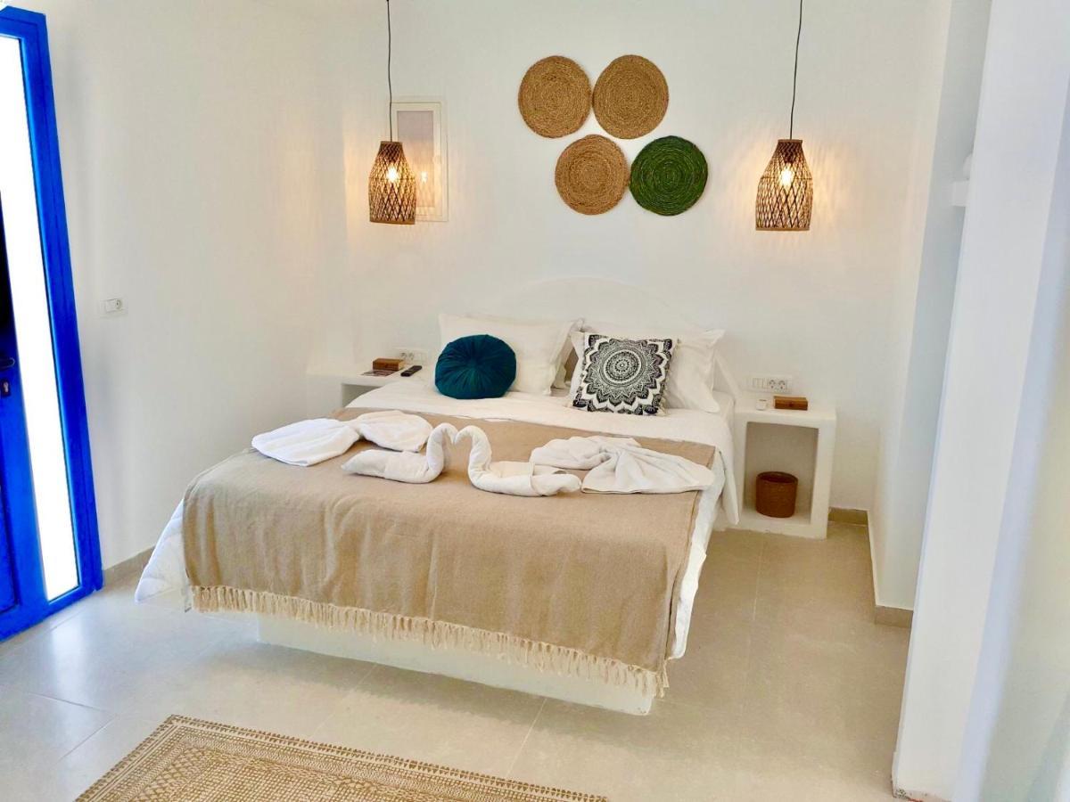 Oldtown Suites Fira Εξωτερικό φωτογραφία