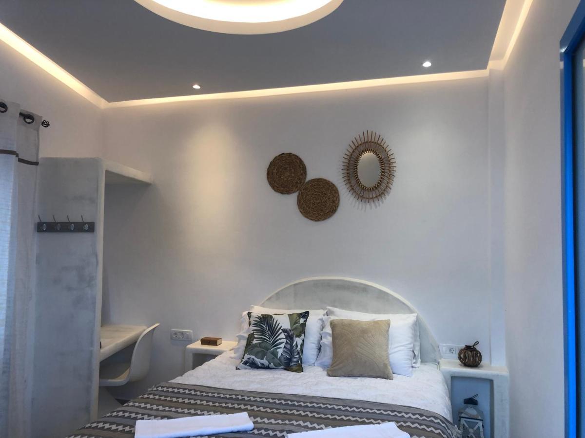 Oldtown Suites Fira Εξωτερικό φωτογραφία