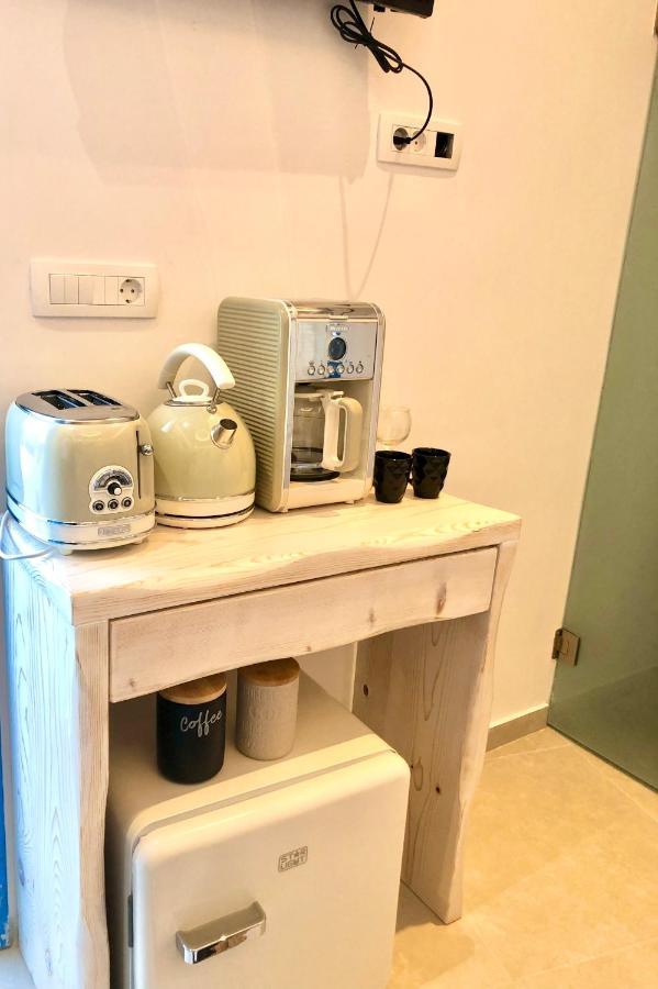 Oldtown Suites Fira Εξωτερικό φωτογραφία
