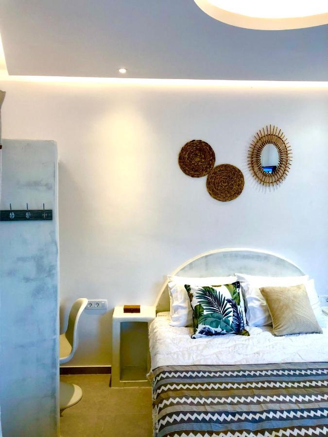 Oldtown Suites Fira Εξωτερικό φωτογραφία
