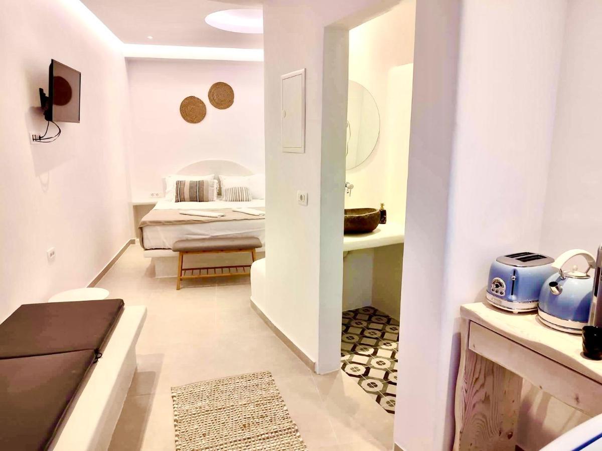 Oldtown Suites Fira Εξωτερικό φωτογραφία