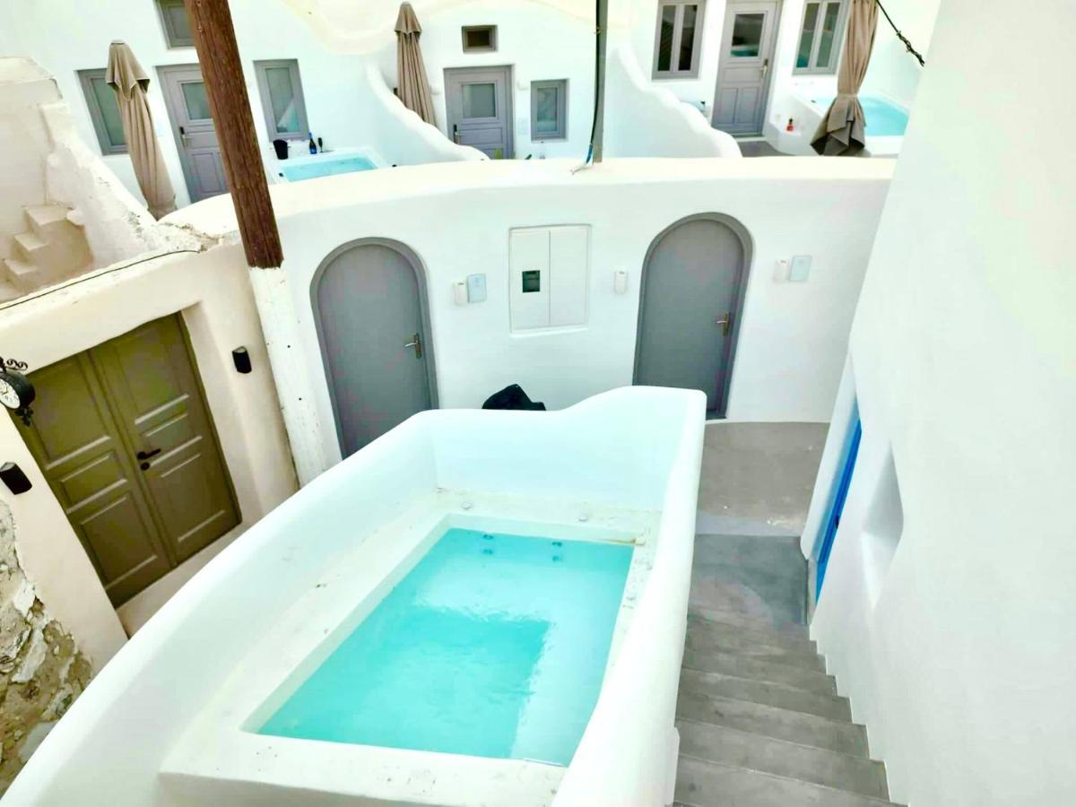 Oldtown Suites Fira Εξωτερικό φωτογραφία