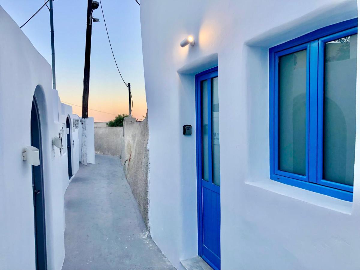 Oldtown Suites Fira Εξωτερικό φωτογραφία